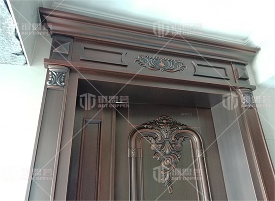 家用铜门实景案例_子母铜门现场图片_铜盟荟铜门