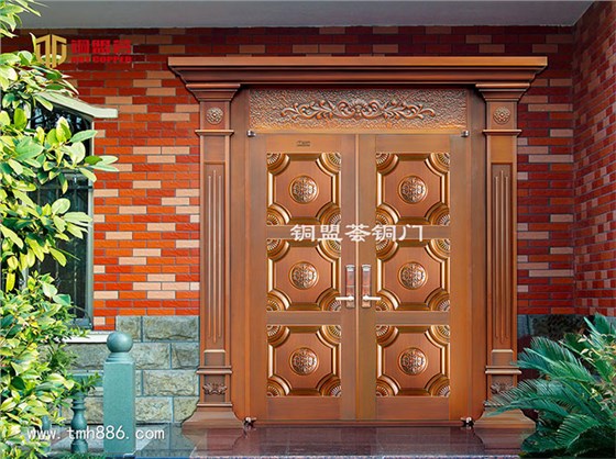 春节大扫除_清洁铜门_铜盟荟铜门