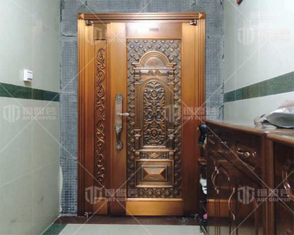 【家庭住宅子母铜门安装案例】铜门安装完成照片