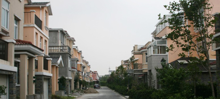 别墅双开铜门安装,牵线结缘互联网