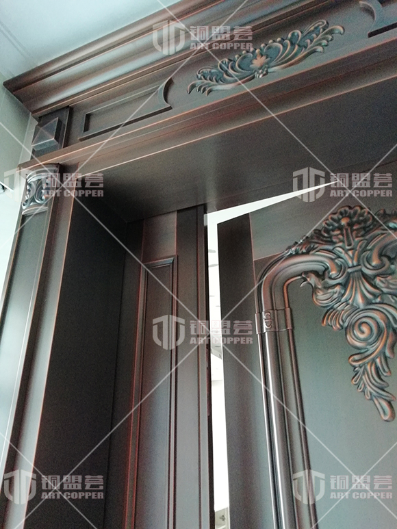 家用铜门实景案例_子母铜门现场图片_铜盟荟铜门