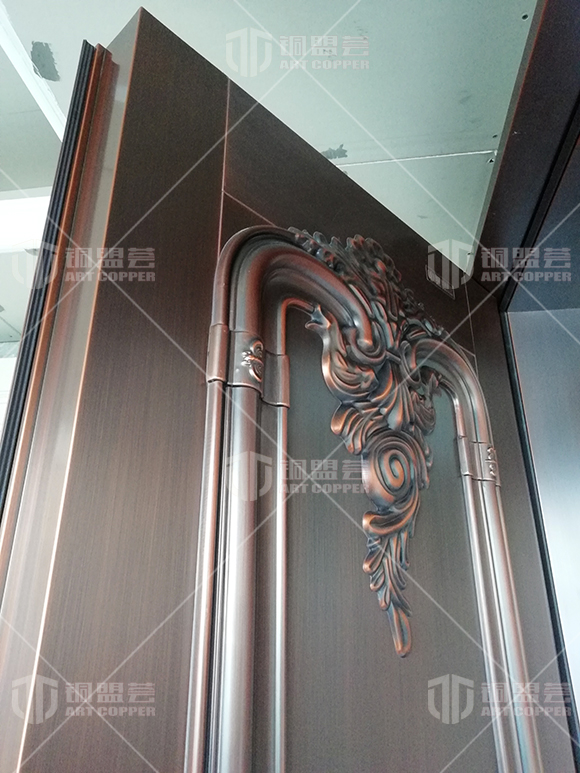 家用铜门实景案例_子母铜门现场图片_铜盟荟铜门